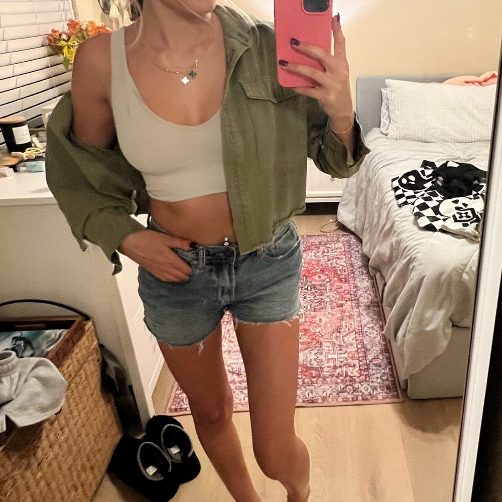 cropped jacket - Picture 3 of 3